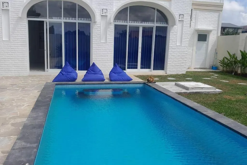Brand New Private 3 Bdr Villa Kerobokan